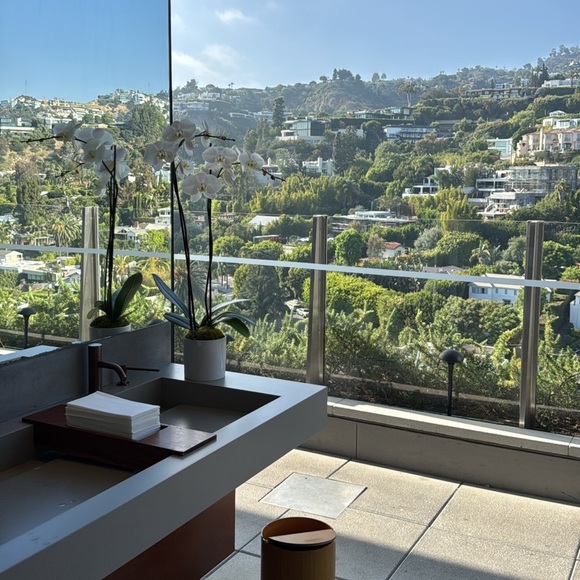 Burberry Low start - Picture 2 of 6